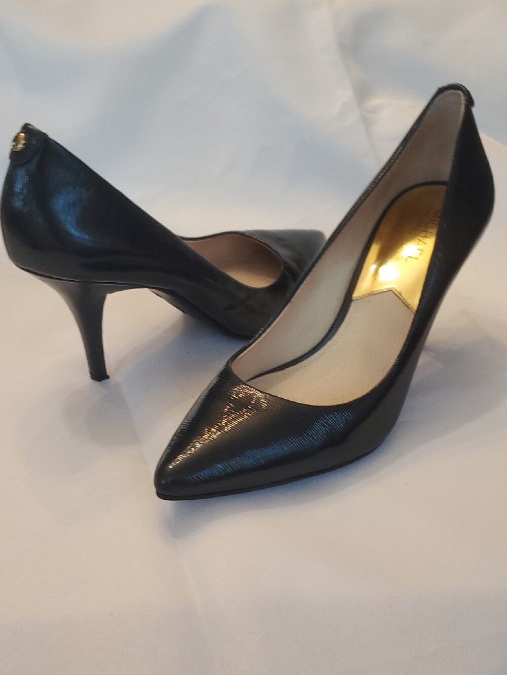 MICHAEL Michael Kors Dark Navy Pointed-Toe Patent Leather Pumps Heels Sz 8.5 - Picture 7 of 10